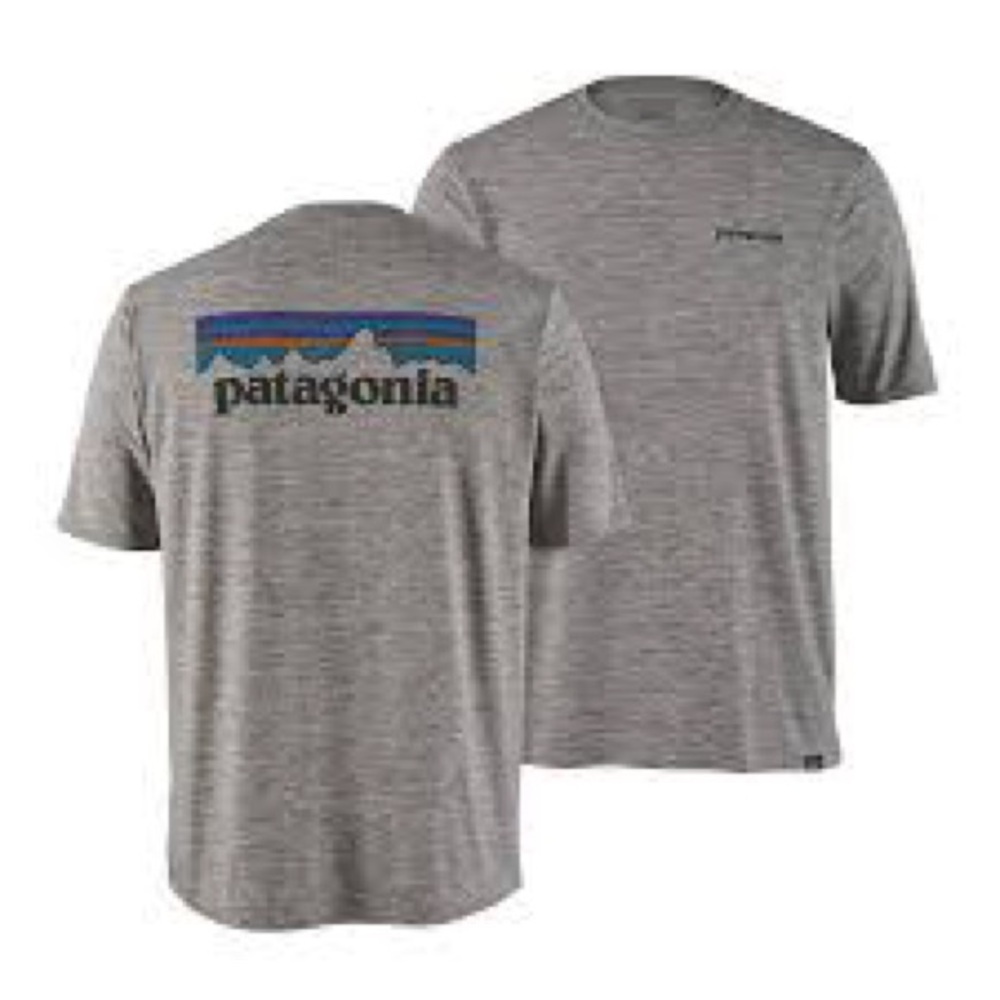 !!!! SOLD !!! Men's Medium Gray Capilene Cool Daily Graphic Gorpcore Stretch